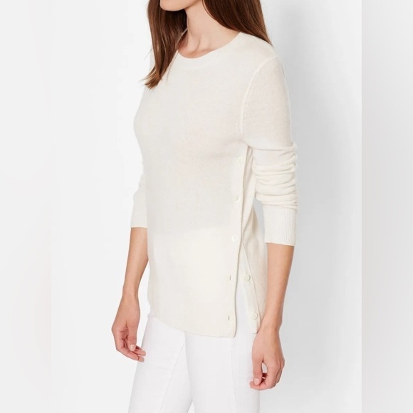 EQUIPMENT
'Jenny' Crewneck Cashmere Sweater - cream - small - Picture 1 of 9